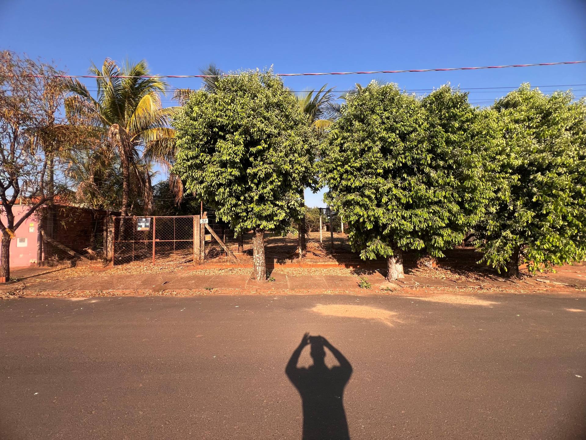 Terreno em Condomínio Fechado